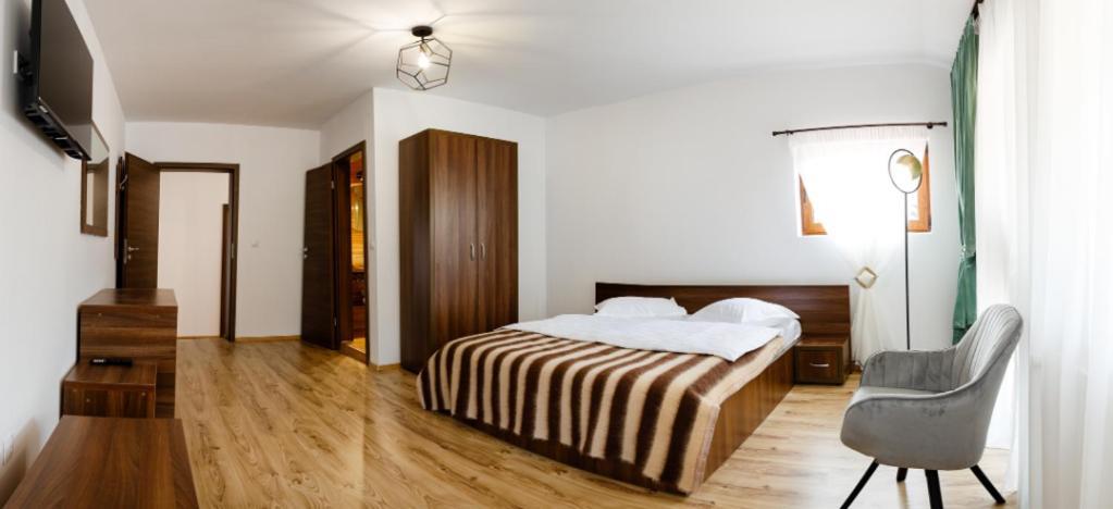 La Coltul Castelului Bran Boutique Hotel Exterior photo